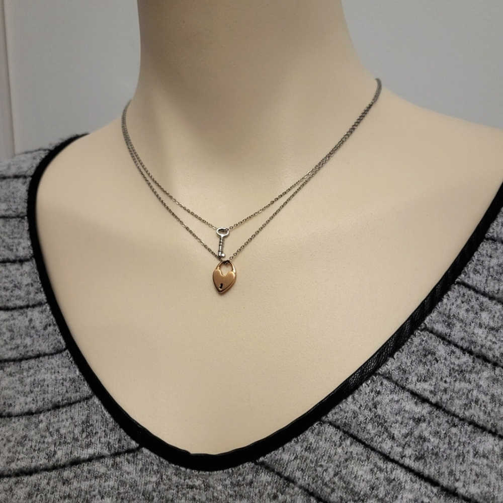Fossil stainless steel necklace